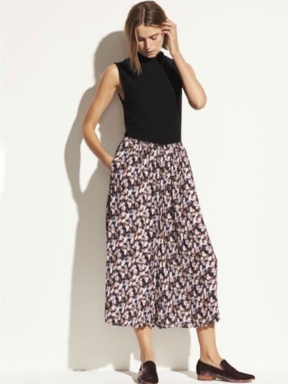 Vince Pleated Floral culottes - Brown with Pink & Lavender